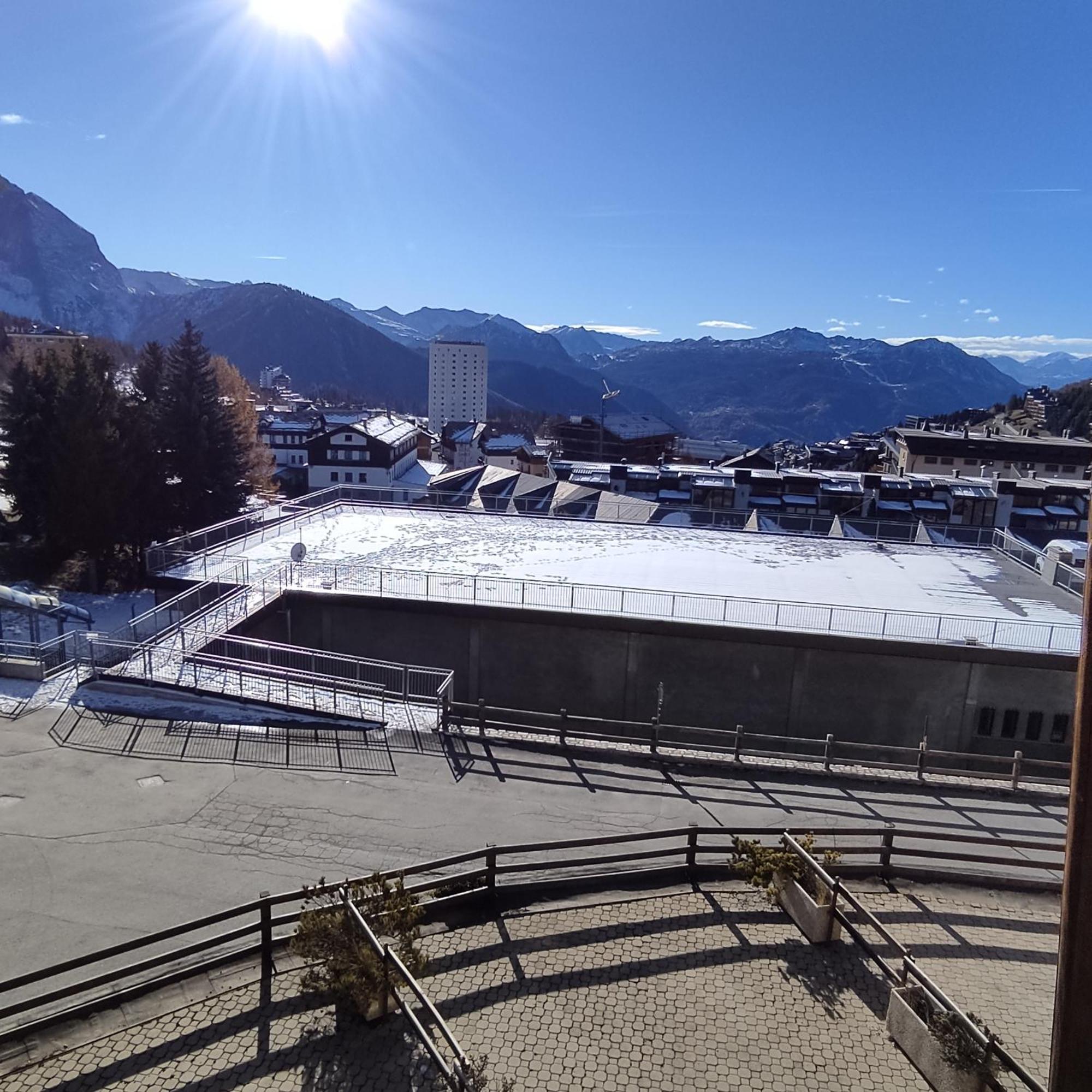 New Condominio Royal Colle Colle Sestriere Eksteriør billede